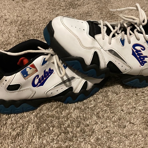 Chicago Cubs Sneakers Size 9 - Picture 4 of 8